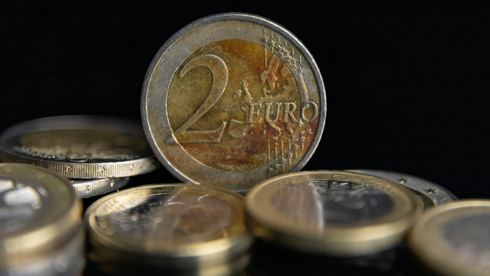 Una moneta come simbolo imposta bollo 2 euro